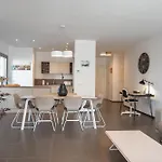 Gazmira 1 Casa de Férias